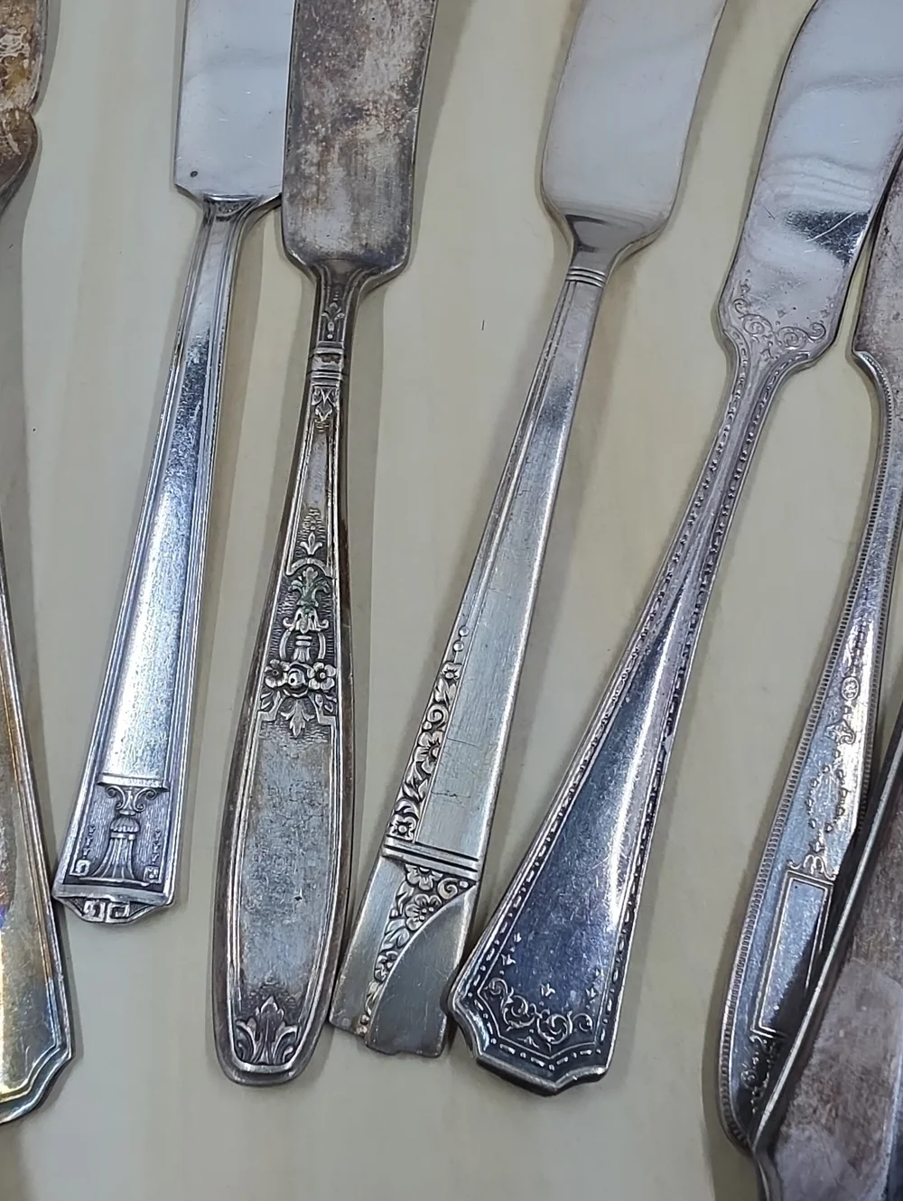 Vintage & Antique Butter Knives Silverplate Stainless Set Of 12 Mix-n-Match